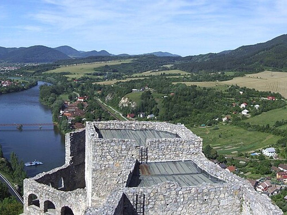 Hrad Strečno