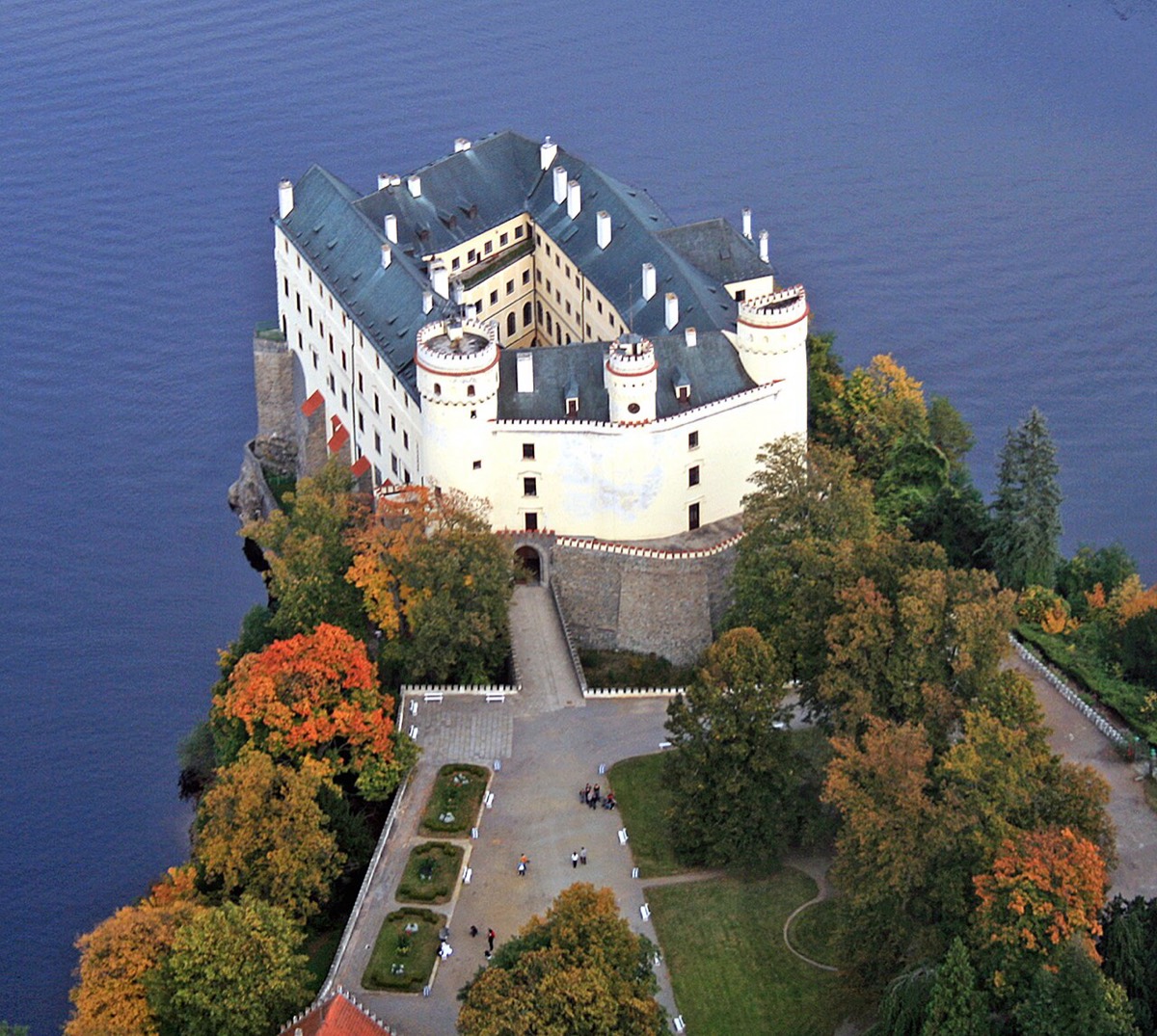 Orlík (zámek)