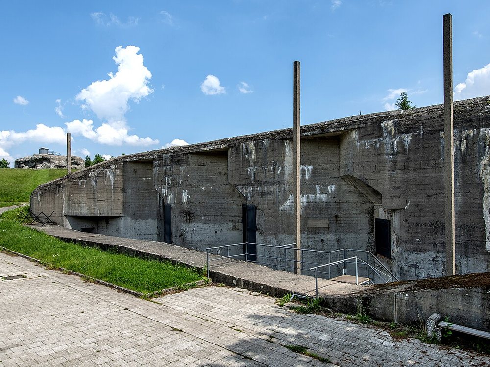 Dělostřelecká tvrz Dobrošov