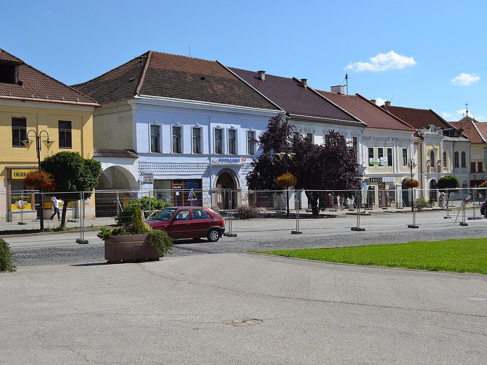 Rožňava – Námestie baníkov a Strážna veža