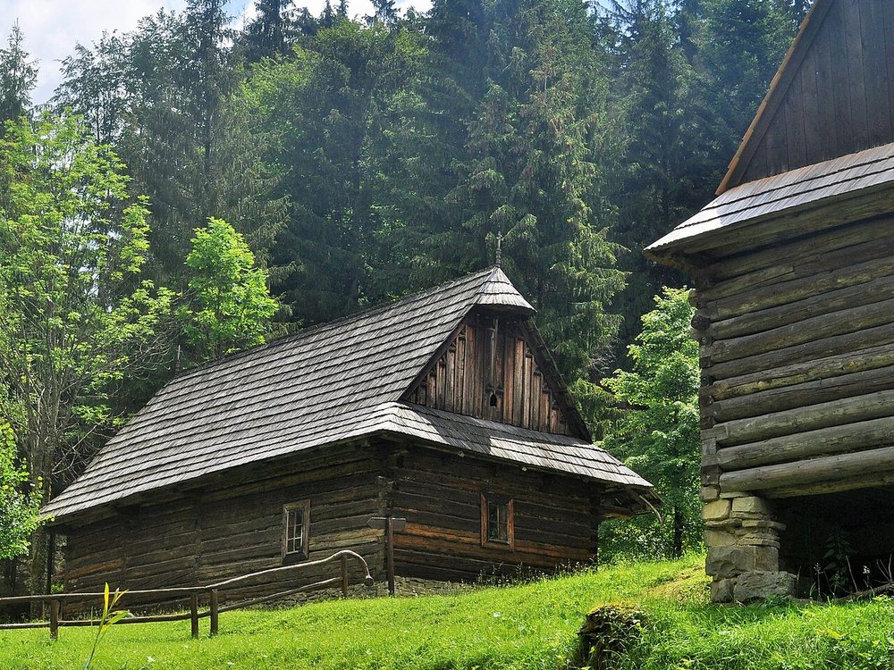 Múzeum kysuckej dediny a úvraťová železnica, Vychylovka